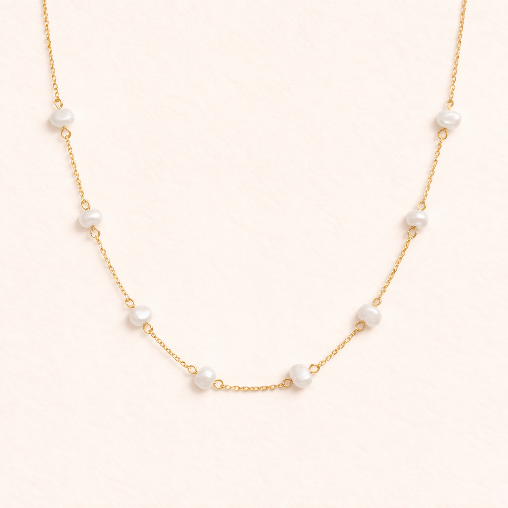 Elia Dainty Pearl Necklace – 14K Gold Waterproof