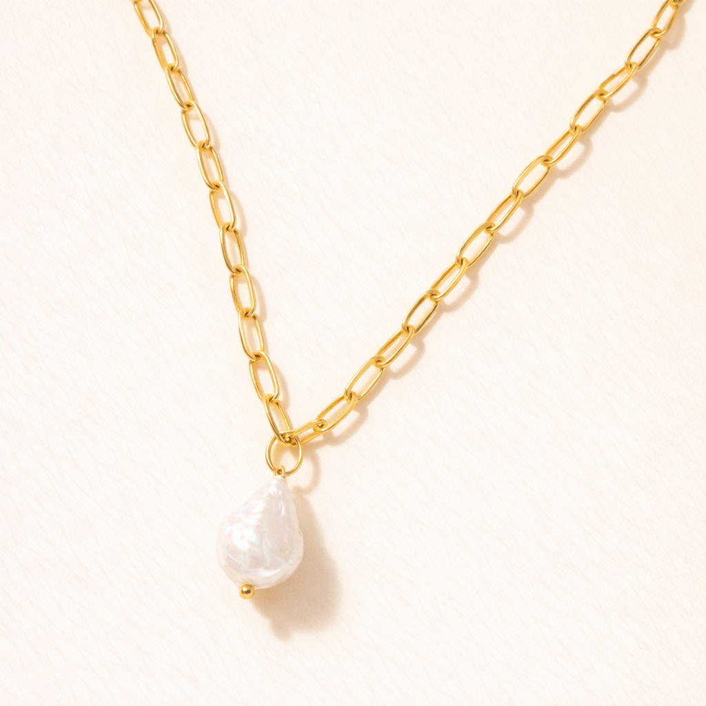 Venna Pearl Coin Paperclip Necklace – 14K Gold Waterproof