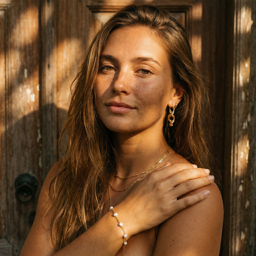 Elia Dainty Pearl Bracelet – 14K Gold Waterproof