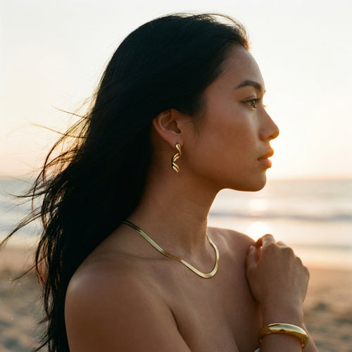 Aura Herringbone Necklace – 14K Gold Waterproof Jewelry