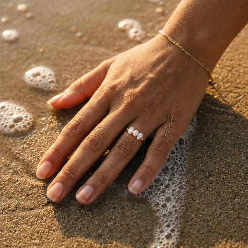 Isla Mini Pearl Ring – 14K Gold Waterproof