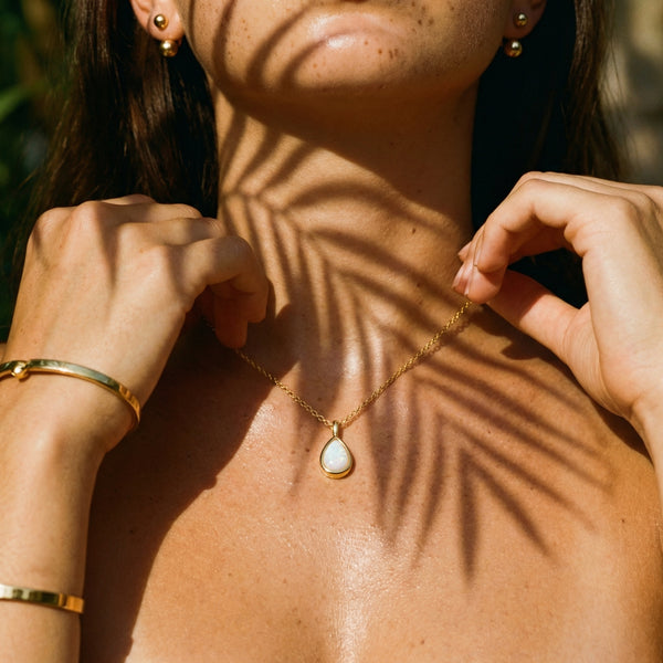 Aurora Opal Drop Necklace – 18K Gold Waterproof